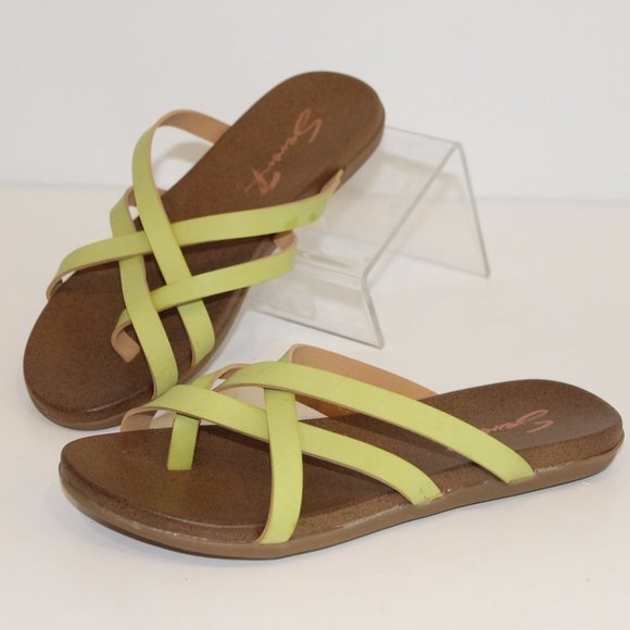 Seven7 Shoes - Seven7 GREEN LIME Melbourne Leather Sandals FLIP FLOPS Sz 6